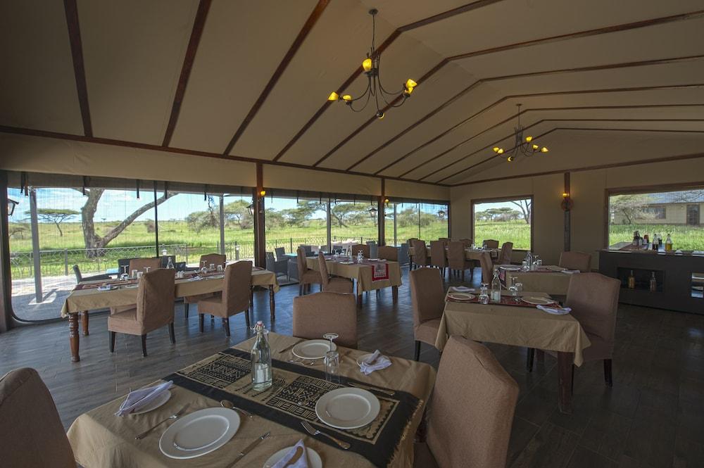 Karibu Camps And Lodges Sametu Camp Serengeti Robanda Екстер'єр фото
